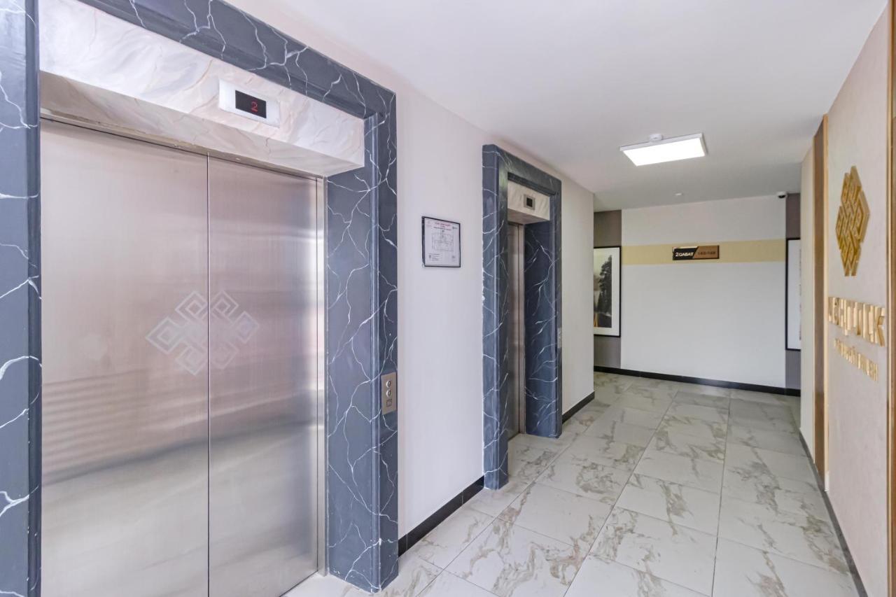 Апартаменты Mangilik Apart Астана Экстерьер фото